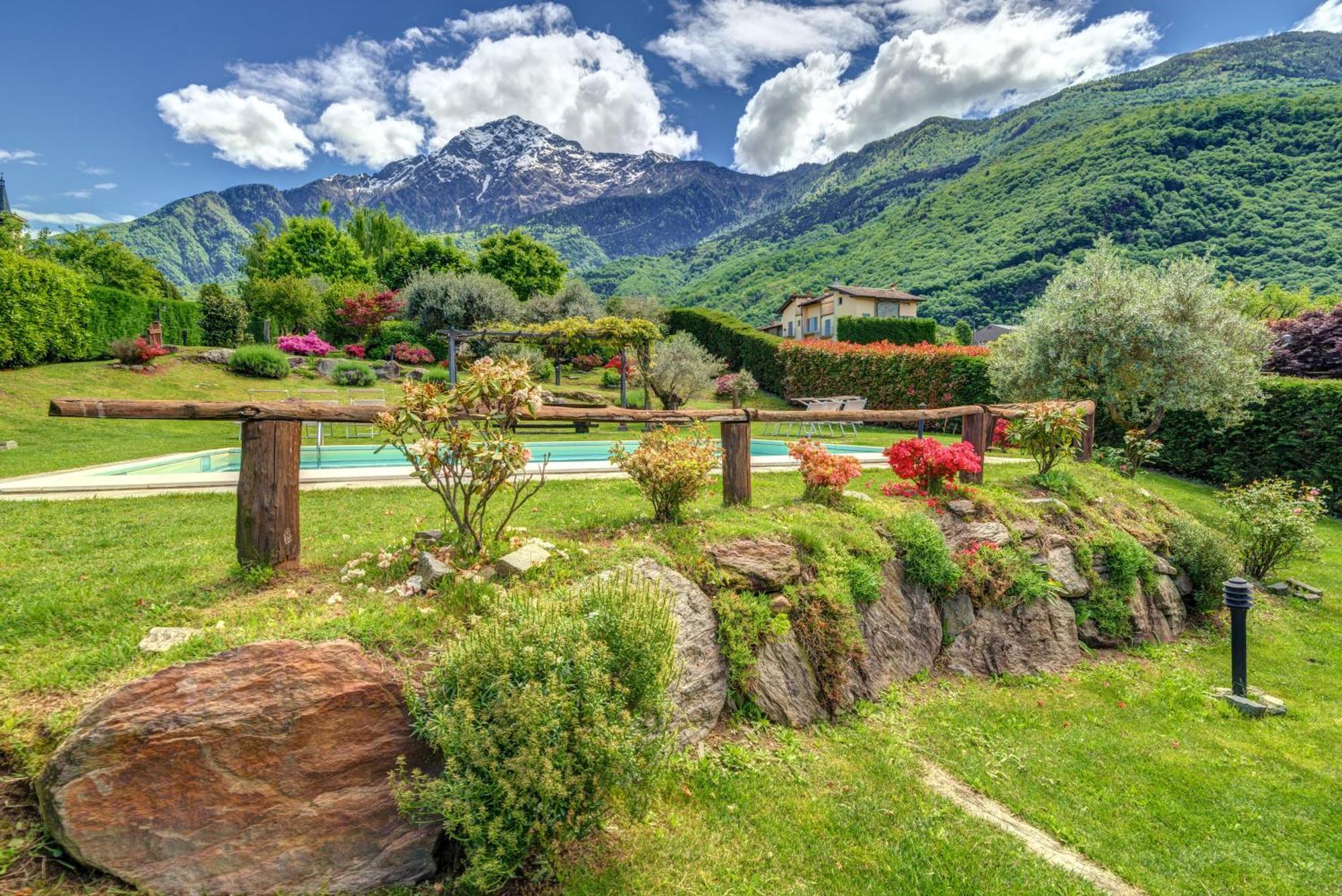 Villa La Corte With Amazing Pool And Garden كوليكو المظهر الخارجي الصورة