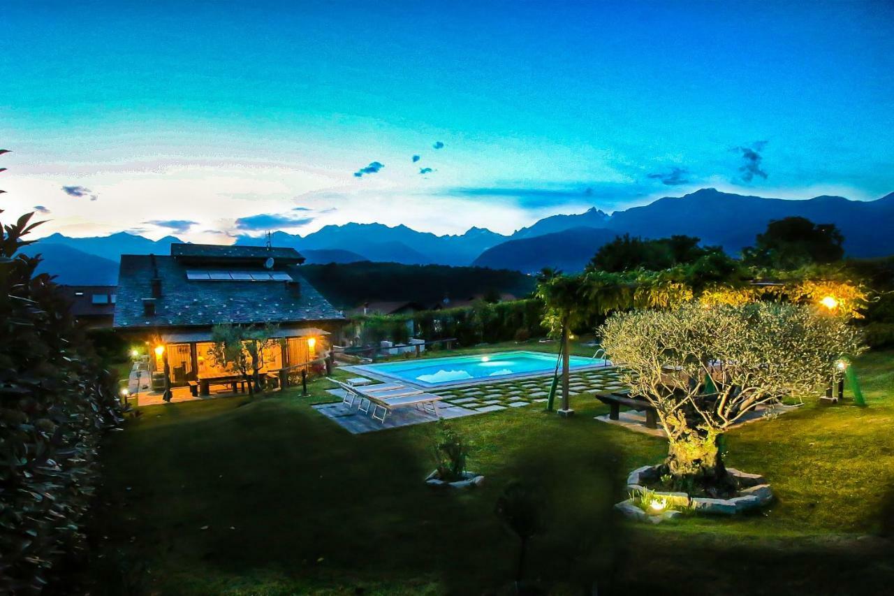 Villa La Corte With Amazing Pool And Garden كوليكو المظهر الخارجي الصورة